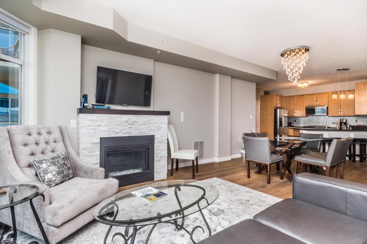 Sunset Waterfront Resort By Discover Kelowna Resort Accommodations المظهر الخارجي الصورة